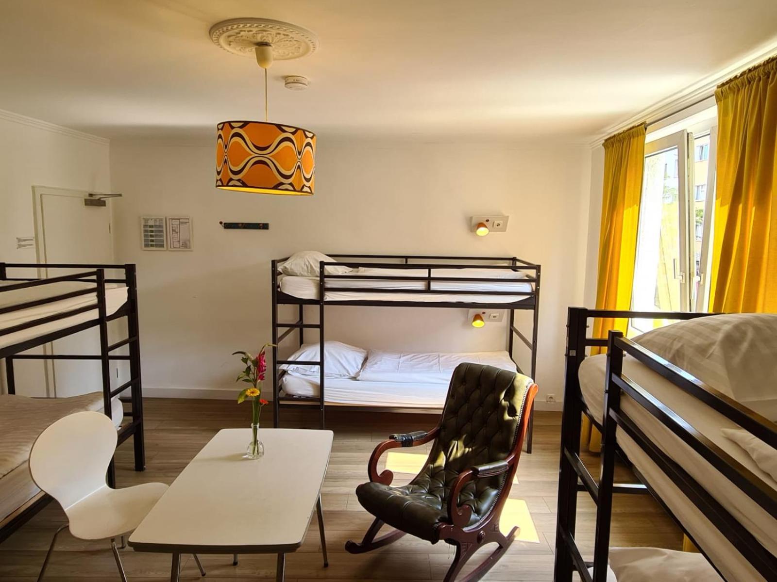 Weltempfaenger Backpacker Hostel Köln Eksteriør billede