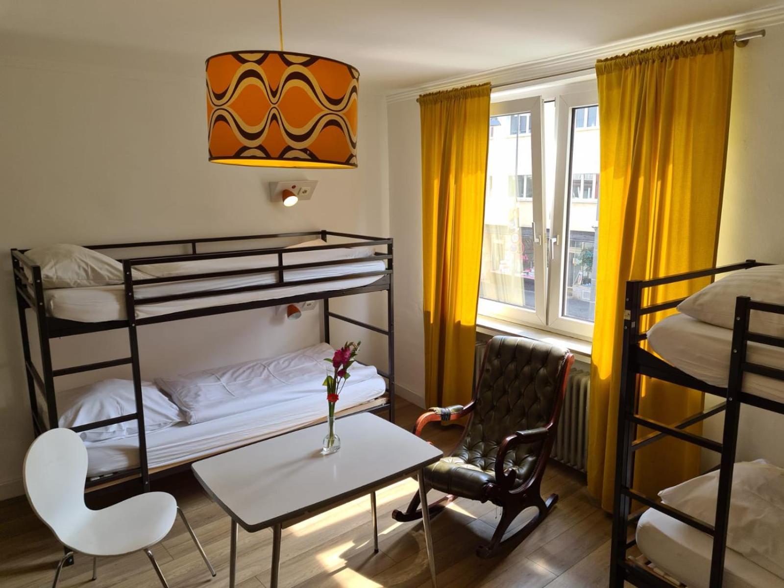 Weltempfaenger Backpacker Hostel Köln Eksteriør billede