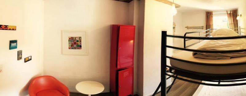 Weltempfaenger Backpacker Hostel Köln Eksteriør billede